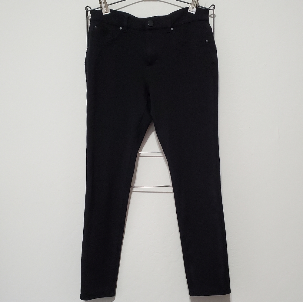 Basic Black Jeggings